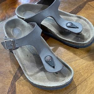 Birkenstock‎ Gizeh Birko girls sandals Size 33 (size 2)
